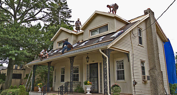 Best Best Roofing Contractors  in Stuart, IA